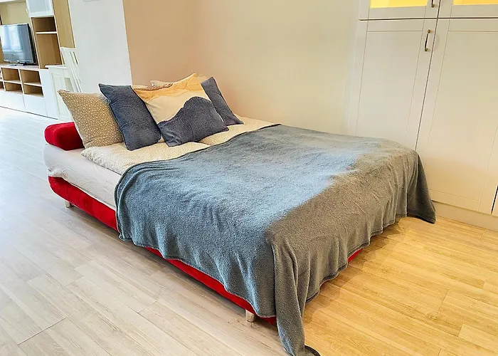 Spacious Riverside Residency - Magnificent View Budapest