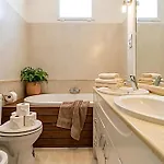 Apartamento Spacious Riverside Residency - Magnificent View